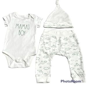 Rae Dunn Baby 3-Piece Set 6-9 Months